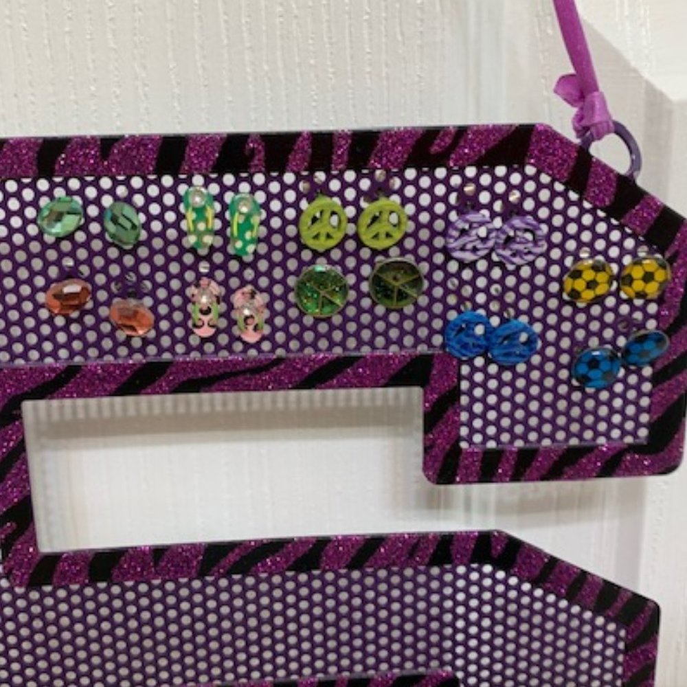 Ten pairs of earrings